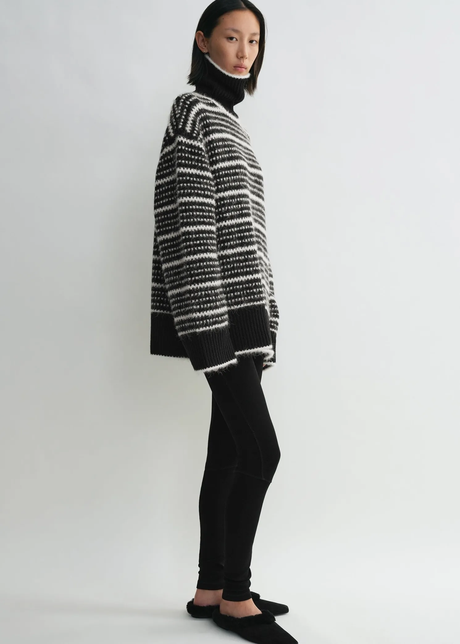 Heritage turtleneck black